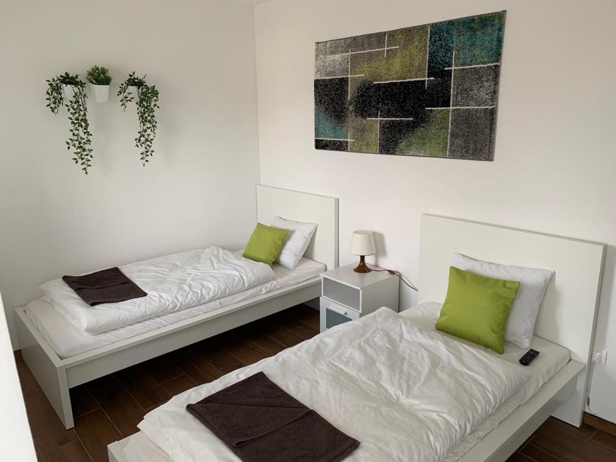 Lili Motel Sajoszentpeter Zewnętrze zdjęcie