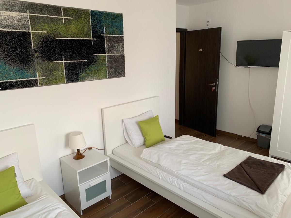 Lili Motel Sajoszentpeter Zewnętrze zdjęcie